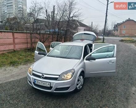 Серый Опель Астра, объемом двигателя 1.6 л и пробегом 251 тыс. км за 4000 $, фото 2 на Automoto.ua