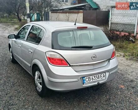 Серый Опель Астра, объемом двигателя 1.6 л и пробегом 251 тыс. км за 4000 $, фото 9 на Automoto.ua