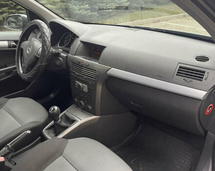 Сірий Опель Астра, об'ємом двигуна 1.36 л та пробігом 271 тис. км за 3870 $, фото 84 на Automoto.ua