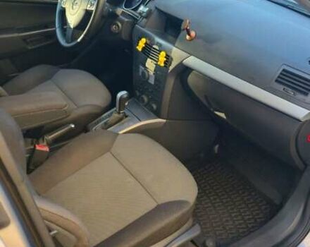 Серый Опель Астра, объемом двигателя 1.8 л и пробегом 167 тыс. км за 6000 $, фото 17 на Automoto.ua