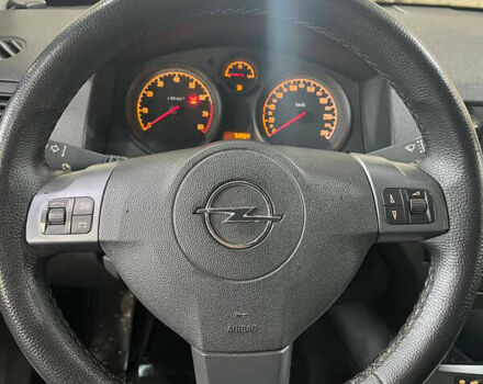 Сірий Опель Астра, об'ємом двигуна 1.6 л та пробігом 246 тис. км за 4239 $, фото 4 на Automoto.ua
