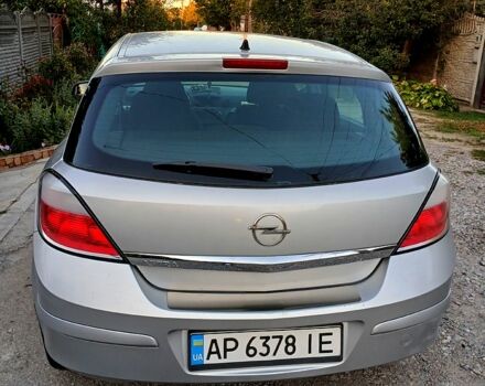 Серый Опель Астра, объемом двигателя 1.4 л и пробегом 172 тыс. км за 5500 $, фото 2 на Automoto.ua