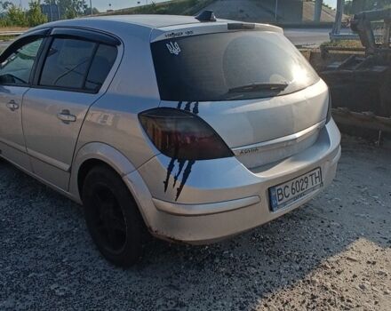 Серый Опель Астра, объемом двигателя 1.7 л и пробегом 440 тыс. км за 4000 $, фото 2 на Automoto.ua