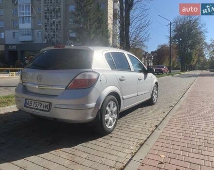 Серый Опель Астра, объемом двигателя 1.6 л и пробегом 254 тыс. км за 4600 $, фото 1 на Automoto.ua