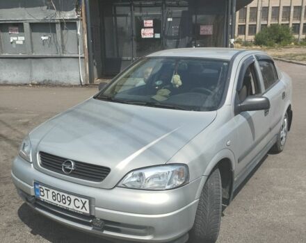 Сірий Опель Астра, об'ємом двигуна 1.4 л та пробігом 140 тис. км за 5000 $, фото 4 на Automoto.ua