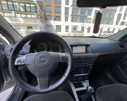 Сірий Опель Астра, об'ємом двигуна 1.4 л та пробігом 260 тис. км за 4570 $, фото 6 на Automoto.ua