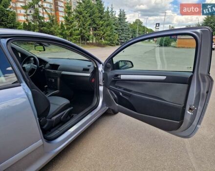 Серый Опель Астра, объемом двигателя 1.8 л и пробегом 119 тыс. км за 6600 $, фото 39 на Automoto.ua