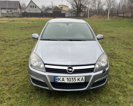 Серый Опель Астра, объемом двигателя 1.7 л и пробегом 350 тыс. км за 3700 $, фото 2 на Automoto.ua