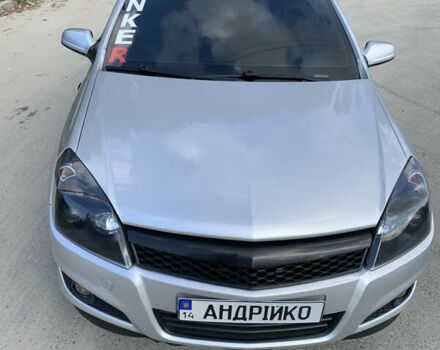 Сірий Опель Астра, об'ємом двигуна 1.91 л та пробігом 303 тис. км за 5500 $, фото 2 на Automoto.ua