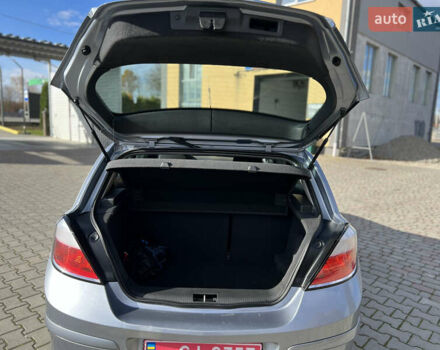 Опель Астра 2005 в Ивано-Франковске на Automoto.ua Серый Опель Астра, объемом двигателя 1.8 л и пробегом 155 тыс. км за 6350 $, фото 57 на Automoto.ua