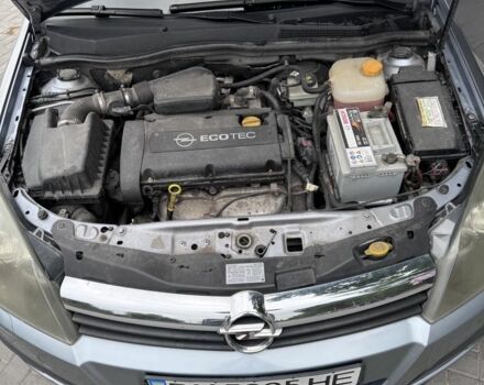 Серый Опель Астра, объемом двигателя 1.6 л и пробегом 187 тыс. км за 4500 $, фото 5 на Automoto.ua