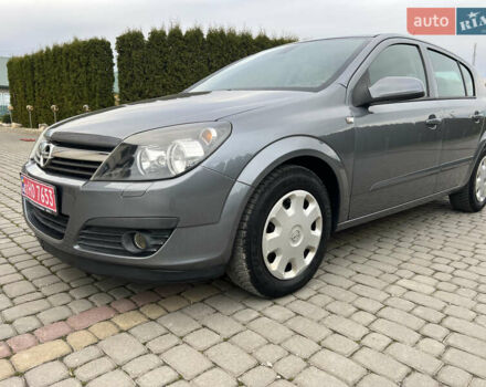 Серый Опель Астра, объемом двигателя 1.6 л и пробегом 259 тыс. км за 5100 $, фото 1 на Automoto.ua
