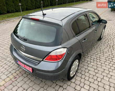 Серый Опель Астра, объемом двигателя 1.6 л и пробегом 259 тыс. км за 5100 $, фото 12 на Automoto.ua