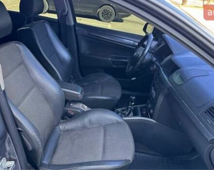 Серый Опель Астра, объемом двигателя 1.9 л и пробегом 433 тыс. км за 4400 $, фото 2 на Automoto.ua