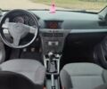 Сірий Опель Астра, об'ємом двигуна 1.7 л та пробігом 350 тис. км за 4300 $, фото 4 на Automoto.ua
