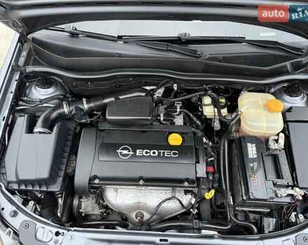 Серый Опель Астра, объемом двигателя 1.6 л и пробегом 180 тыс. км за 6350 $, фото 21 на Automoto.ua