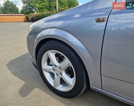 Серый Опель Астра, объемом двигателя 1.8 л и пробегом 119 тыс. км за 6600 $, фото 5 на Automoto.ua