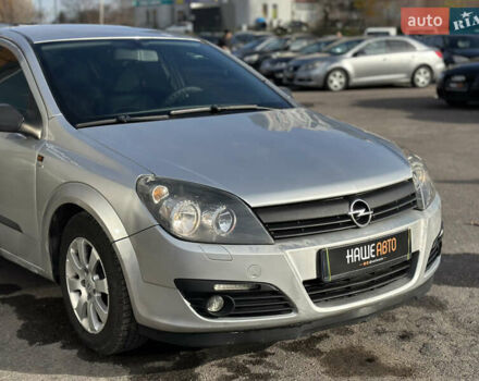 Серый Опель Астра, объемом двигателя 1.69 л и пробегом 250 тыс. км за 3999 $, фото 8 на Automoto.ua