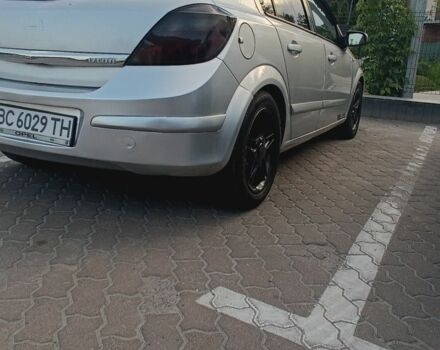 Серый Опель Астра, объемом двигателя 1.7 л и пробегом 440 тыс. км за 4000 $, фото 3 на Automoto.ua