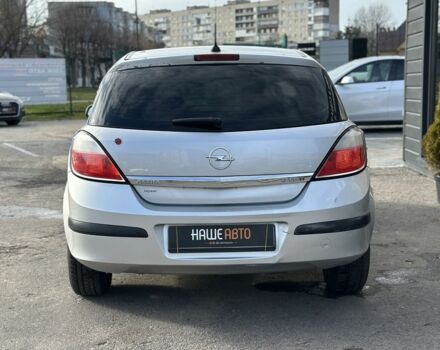 Серый Опель Астра, объемом двигателя 1.7 л и пробегом 250 тыс. км за 3999 $, фото 6 на Automoto.ua