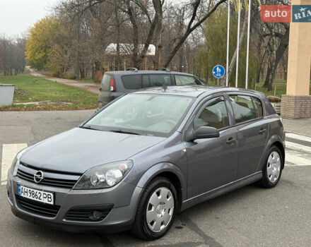Серый Опель Астра, объемом двигателя 1.6 л и пробегом 180 тыс. км за 6350 $, фото 5 на Automoto.ua