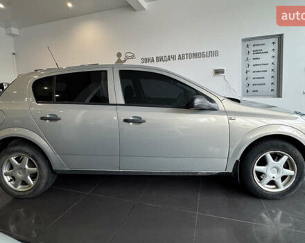 Серый Опель Астра, объемом двигателя 1.4 л и пробегом 215 тыс. км за 4100 $, фото 7 на Automoto.ua