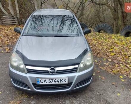 Серый Опель Астра, объемом двигателя 1.4 л и пробегом 327 тыс. км за 4400 $, фото 23 на Automoto.ua