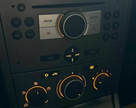 Серый Опель Астра, объемом двигателя 1.4 л и пробегом 215 тыс. км за 4100 $, фото 12 на Automoto.ua