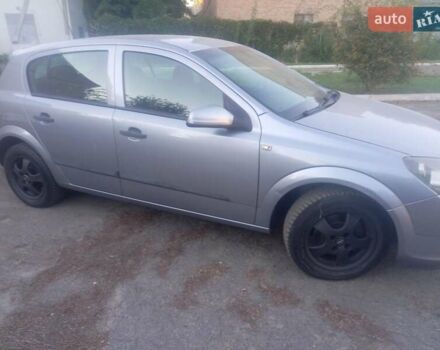 Серый Опель Астра, объемом двигателя 1.6 л и пробегом 201 тыс. км за 4100 $, фото 3 на Automoto.ua
