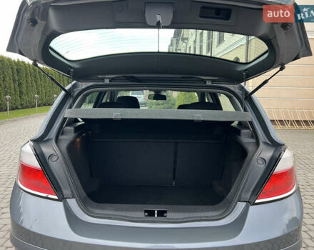 Серый Опель Астра, объемом двигателя 1.6 л и пробегом 259 тыс. км за 5100 $, фото 18 на Automoto.ua