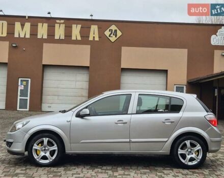 Серый Опель Астра, объемом двигателя 1.6 л и пробегом 325 тыс. км за 3799 $, фото 12 на Automoto.ua