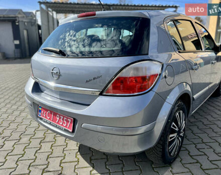 Опель Астра 2005 в Ивано-Франковске на Automoto.ua Серый Опель Астра, объемом двигателя 1.8 л и пробегом 155 тыс. км за 6350 $, фото 25 на Automoto.ua