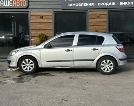 Серый Опель Астра, объемом двигателя 1.7 л и пробегом 250 тыс. км за 3999 $, фото 4 на Automoto.ua