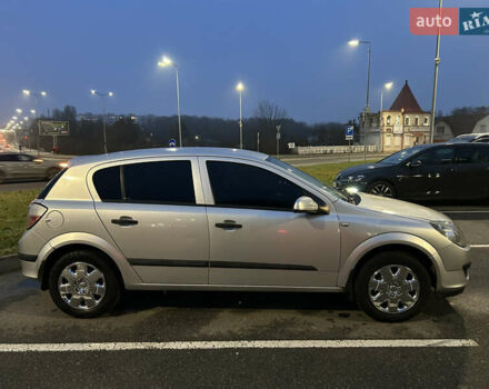 Сірий Опель Астра, об'ємом двигуна 1.4 л та пробігом 298 тис. км за 4800 $, фото 5 на Automoto.ua