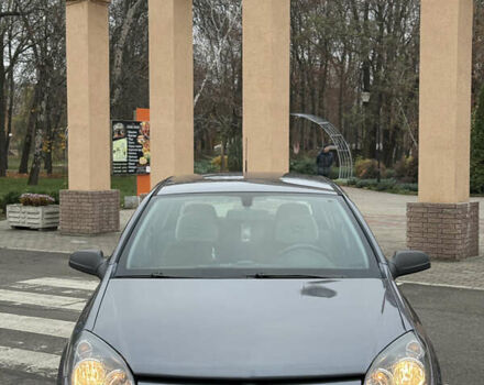 Серый Опель Астра, объемом двигателя 1.6 л и пробегом 180 тыс. км за 6350 $, фото 4 на Automoto.ua