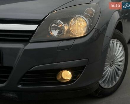 Серый Опель Астра, объемом двигателя 1.36 л и пробегом 163 тыс. км за 4774 $, фото 1 на Automoto.ua