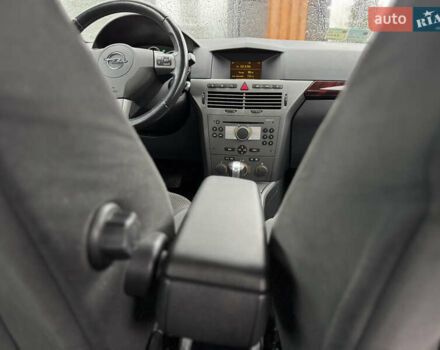 Сірий Опель Астра, об'ємом двигуна 1.8 л та пробігом 173 тис. км за 6250 $, фото 56 на Automoto.ua