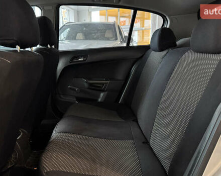 Серый Опель Астра, объемом двигателя 1.4 л и пробегом 215 тыс. км за 4100 $, фото 19 на Automoto.ua