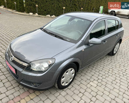 Серый Опель Астра, объемом двигателя 1.6 л и пробегом 259 тыс. км за 5100 $, фото 2 на Automoto.ua