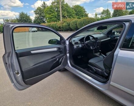 Серый Опель Астра, объемом двигателя 1.8 л и пробегом 119 тыс. км за 6600 $, фото 50 на Automoto.ua