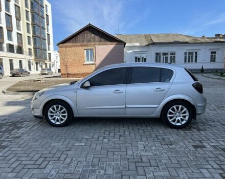 Сірий Опель Астра, об'ємом двигуна 1.4 л та пробігом 260 тис. км за 4570 $, фото 5 на Automoto.ua