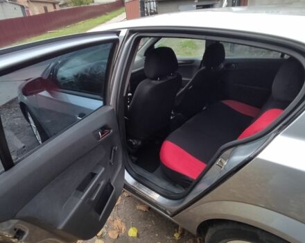 Серый Опель Астра, объемом двигателя 1.4 л и пробегом 327 тыс. км за 4400 $, фото 16 на Automoto.ua