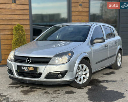Серый Опель Астра, объемом двигателя 1.69 л и пробегом 250 тыс. км за 3999 $, фото 1 на Automoto.ua