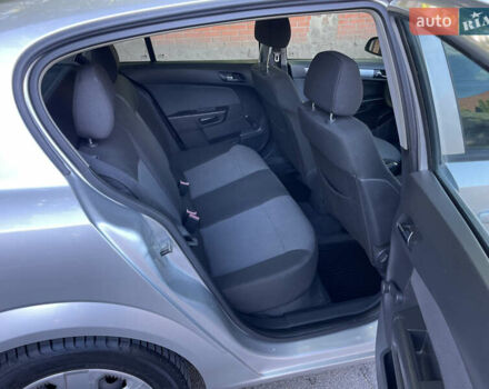 Серый Опель Астра, объемом двигателя 1.8 л и пробегом 196 тыс. км за 6500 $, фото 11 на Automoto.ua