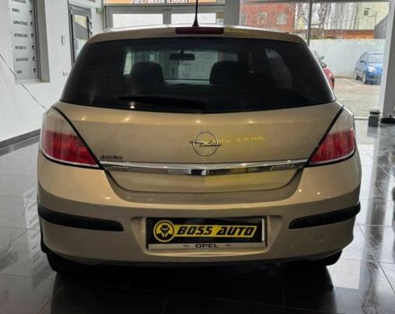 Серый Опель Астра, объемом двигателя 1.4 л и пробегом 215 тыс. км за 4100 $, фото 5 на Automoto.ua