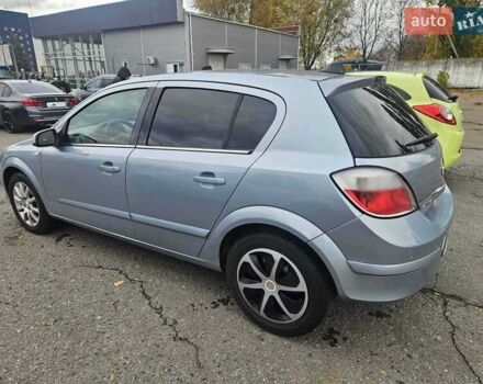 Серый Опель Астра, объемом двигателя 1.6 л и пробегом 226 тыс. км за 5400 $, фото 2 на Automoto.ua