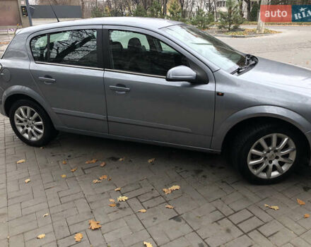 Сірий Опель Астра, об'ємом двигуна 1.69 л та пробігом 262 тис. км за 4350 $, фото 2 на Automoto.ua