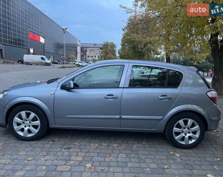 Серый Опель Астра, объемом двигателя 1.8 л и пробегом 175 тыс. км за 6200 $, фото 13 на Automoto.ua