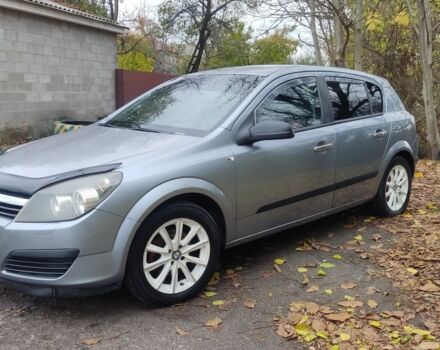 Серый Опель Астра, объемом двигателя 1.4 л и пробегом 327 тыс. км за 4400 $, фото 1 на Automoto.ua