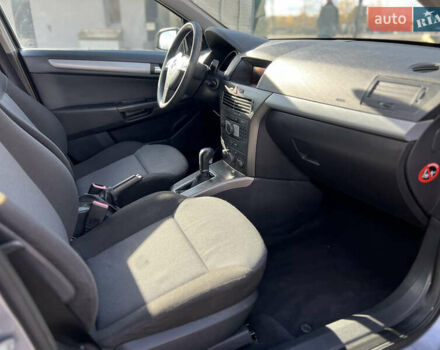 Опель Астра 2005 в Ивано-Франковске на Automoto.ua Серый Опель Астра, объемом двигателя 1.8 л и пробегом 155 тыс. км за 6350 $, фото 66 на Automoto.ua